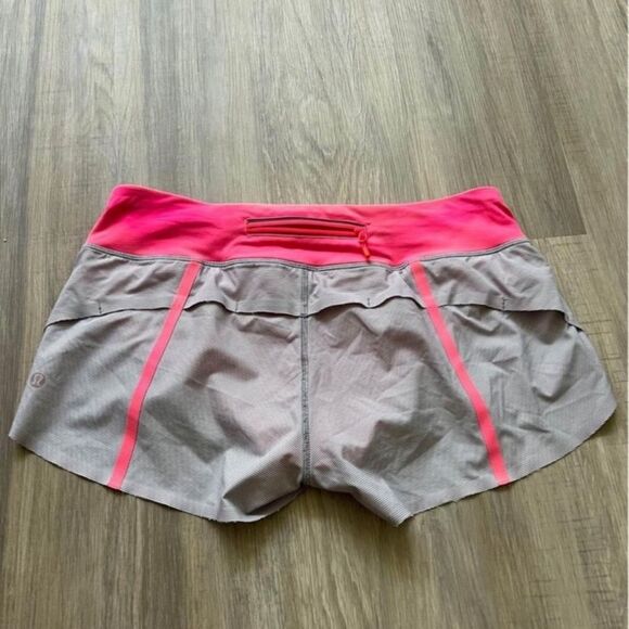 Lululemon Run: Speed Short *Naked Seam Wee Stripe Printed White Fossil / Flash. - Picture 2 of 4